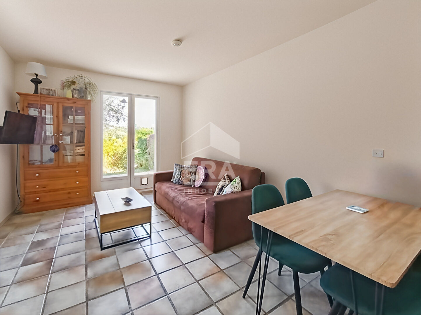 Photo APPARTEMENT DE TYPE 2 PIECES EN REZ DE JARDIN AVEC PISCINE COLLECTIVE image 4/6