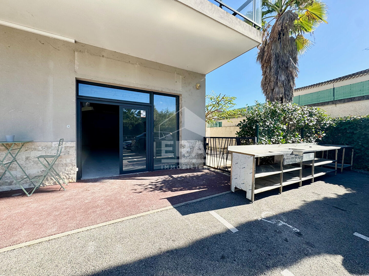 Local commercial Mougins 70.11 m2