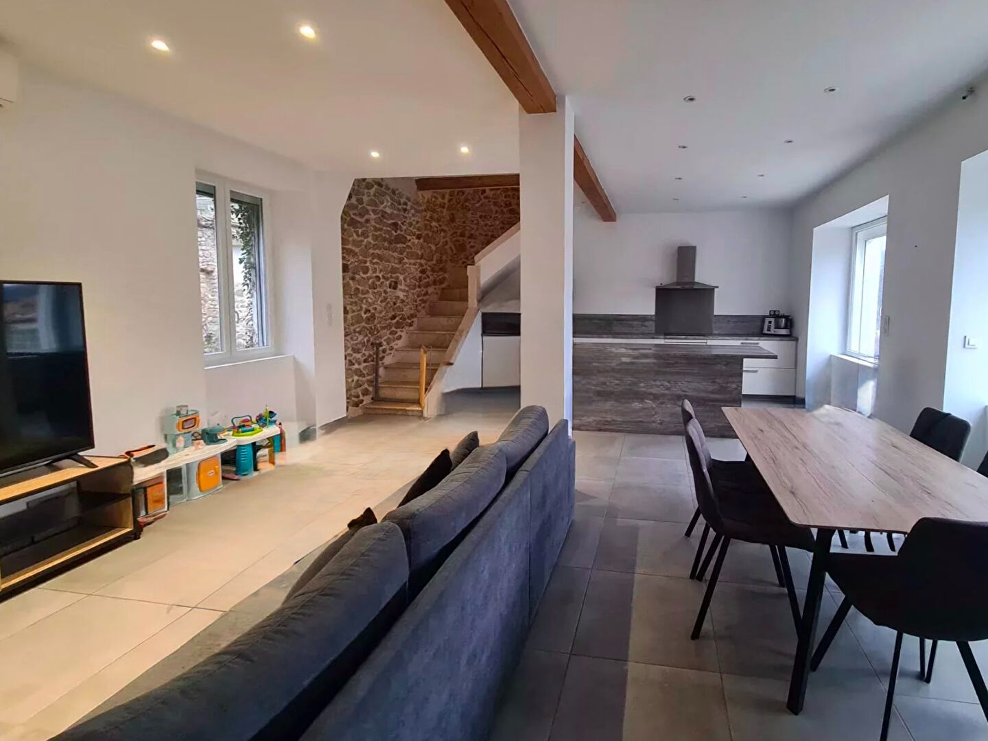 MAISON COUP DE COEUR RENOVEE + STUDIO INDEPENDANT