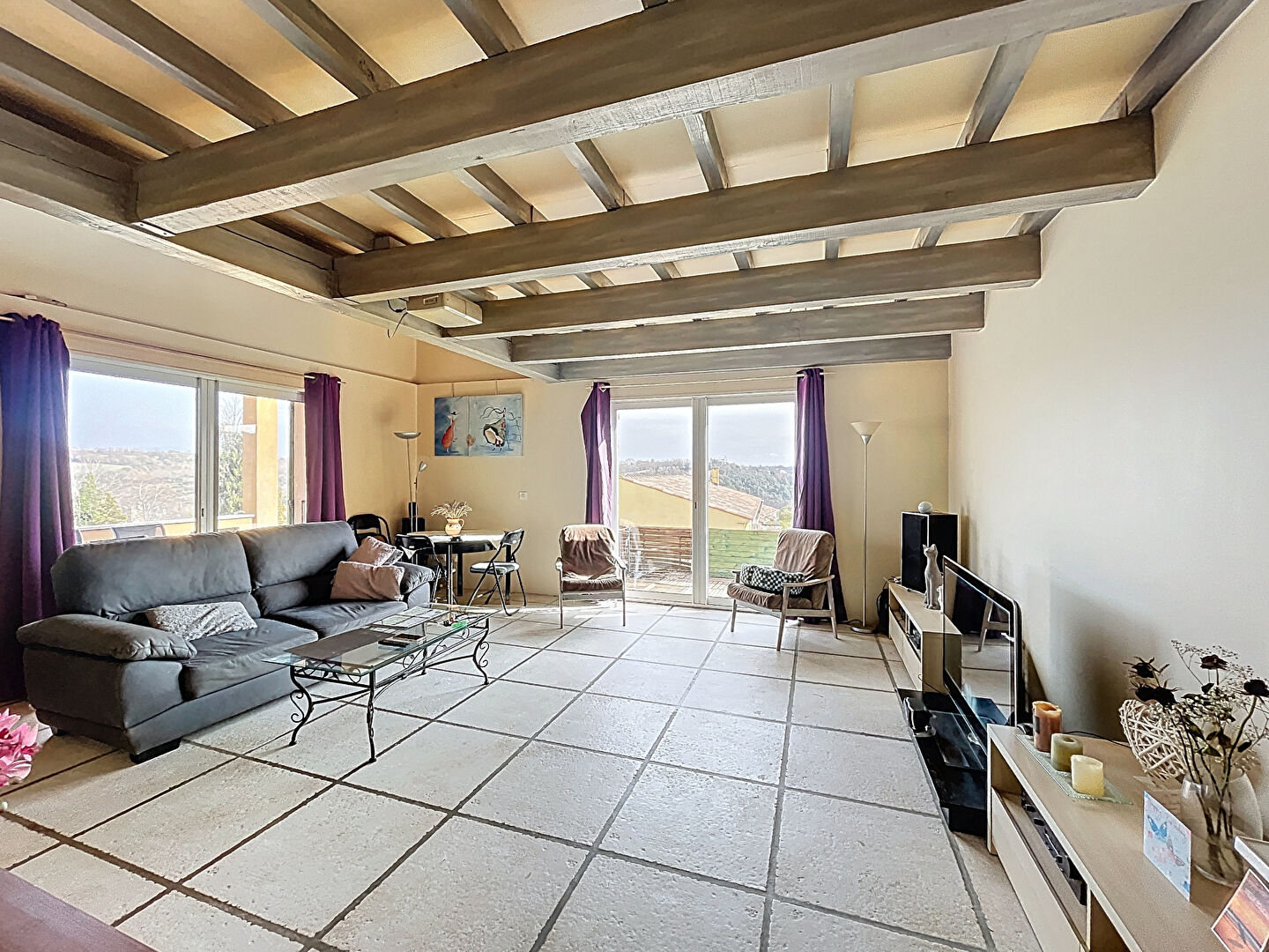 Maison Valensole 4 pièces 133 m² avec terrasses et garages