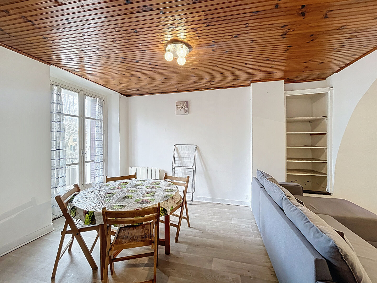 Photo Appartement Manosque 2 pièces 41.48 m2  carrez avec  cellier et balcon image 2/6