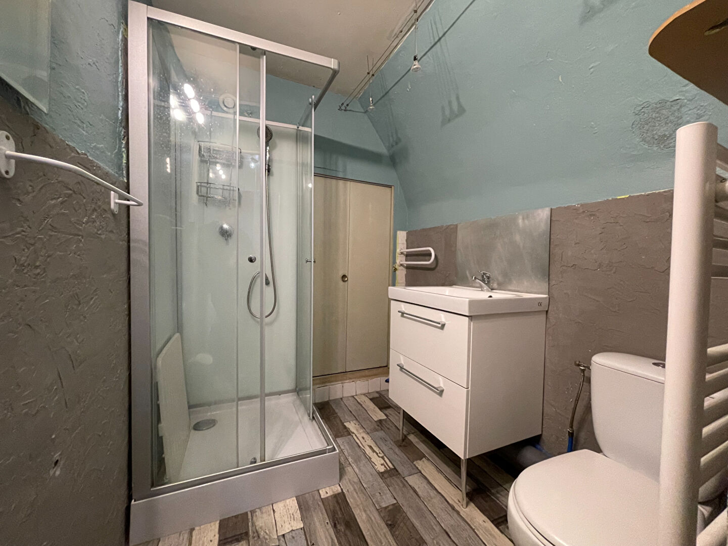 Photo Appartement Manosque 2 pièces 41.48 m2  carrez avec  cellier et balcon image 6/6