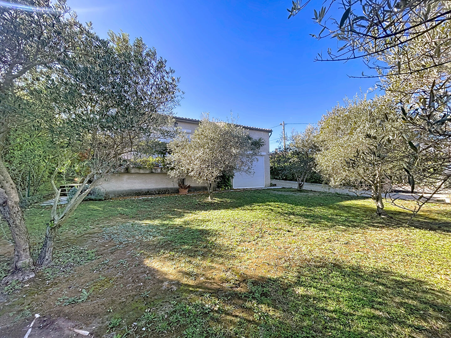 Manosque, maison 4 pièces 81 m² , balcon, terrasse, garage et abris de jardin