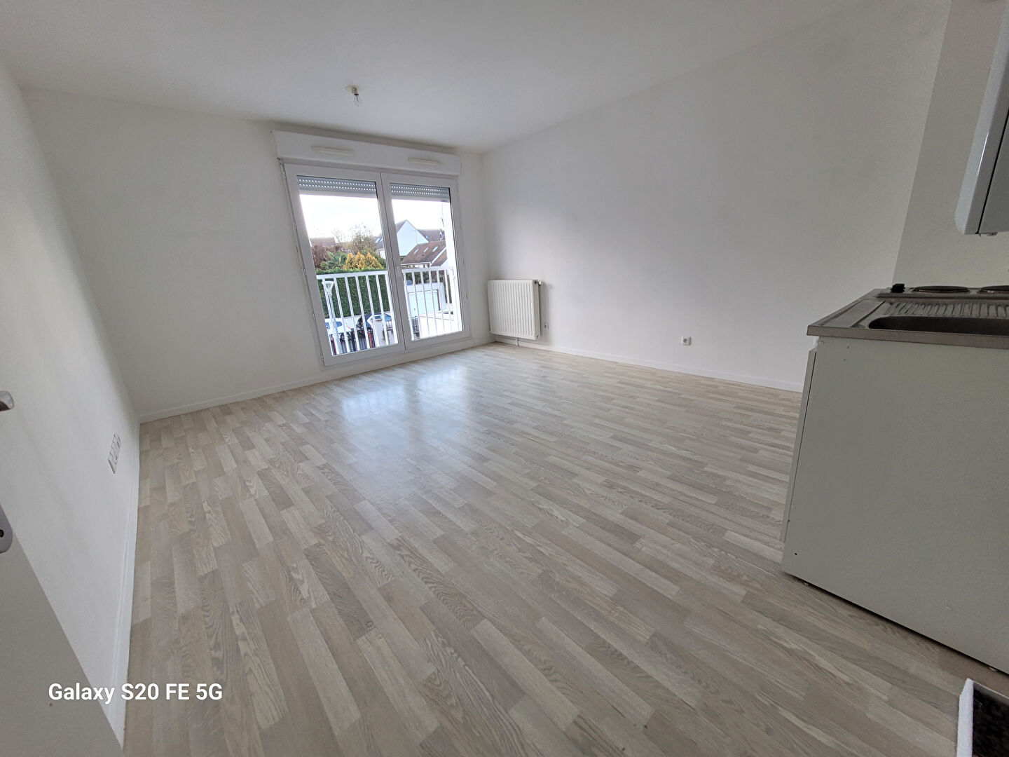 Photo A louer - Appartement Villenoy 1 pièce(s) 27.60 m2 - 1 place de parking image 3/5