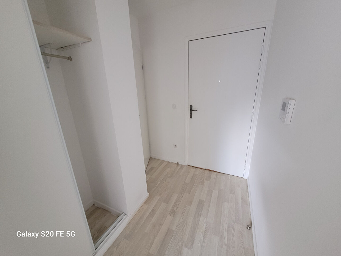 Photo A louer - Appartement Villenoy 1 pièce(s) 27.60 m2 - 1 place de parking image 4/5