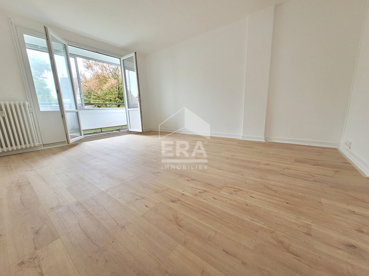 Photo Appartement à louer - Meaux 4 pièce(s) 69.02 m2 image 1/4