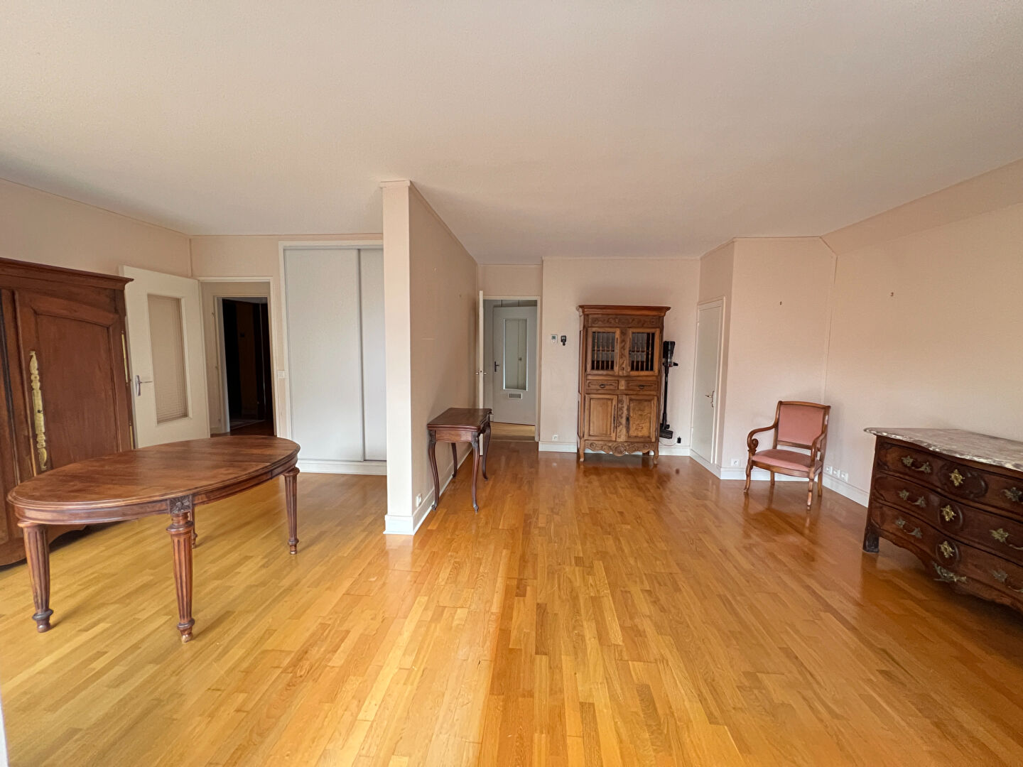 Photo A Vendre Appartement Meaux 4 pièce(s) 83.19 m2, balcon ,places de parking  .sous sol et 1 cave.. image 5/6