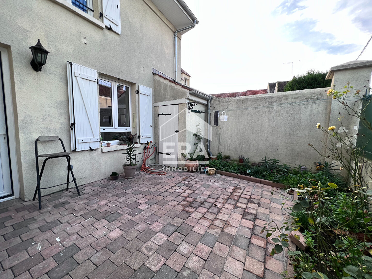 Maison à vendre à 5 minutes de Meaux - 6 pièces, 4 chambres, bon état