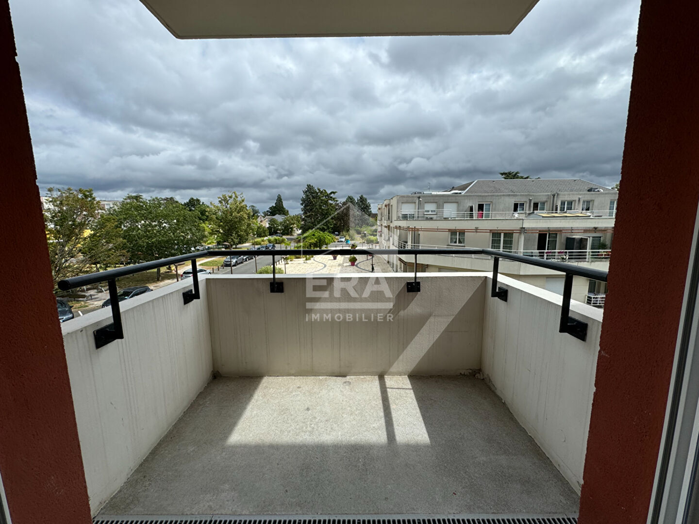 Photo St-jean de la Ruelle - Appartement 2 pièces recent. image 3/6