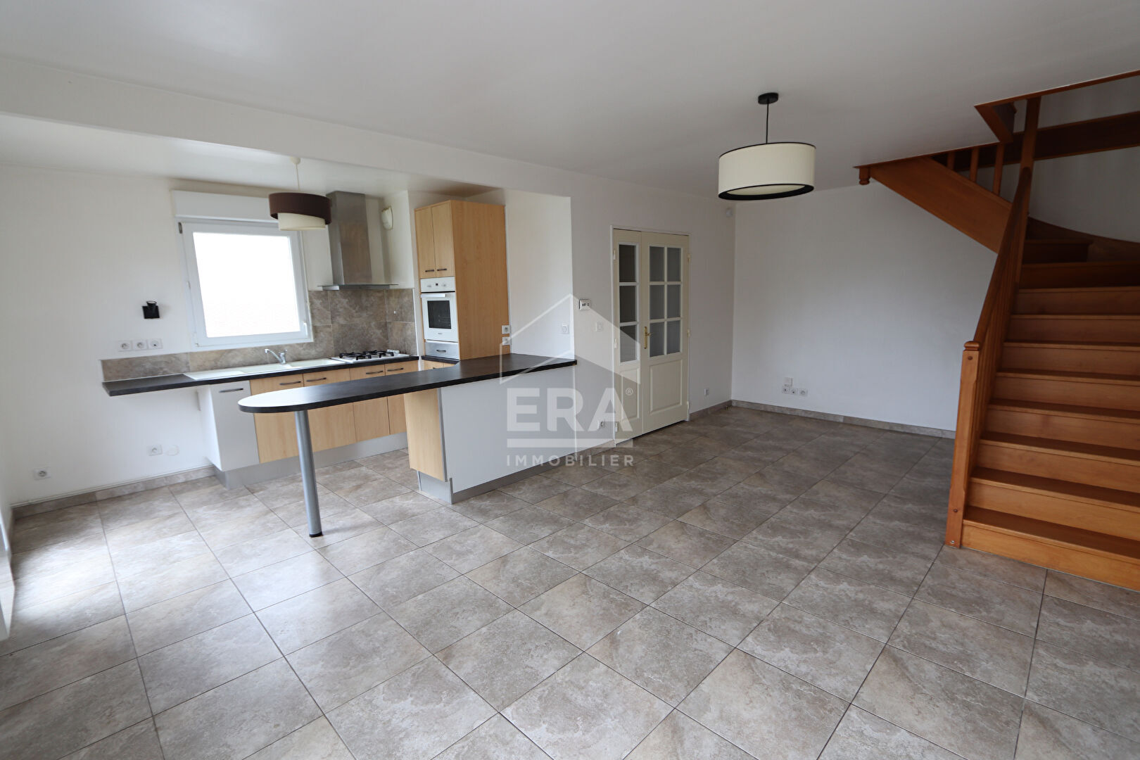 Maison récente mitoyenne à Orleans-sud de 3 pièce(s) 68 m2