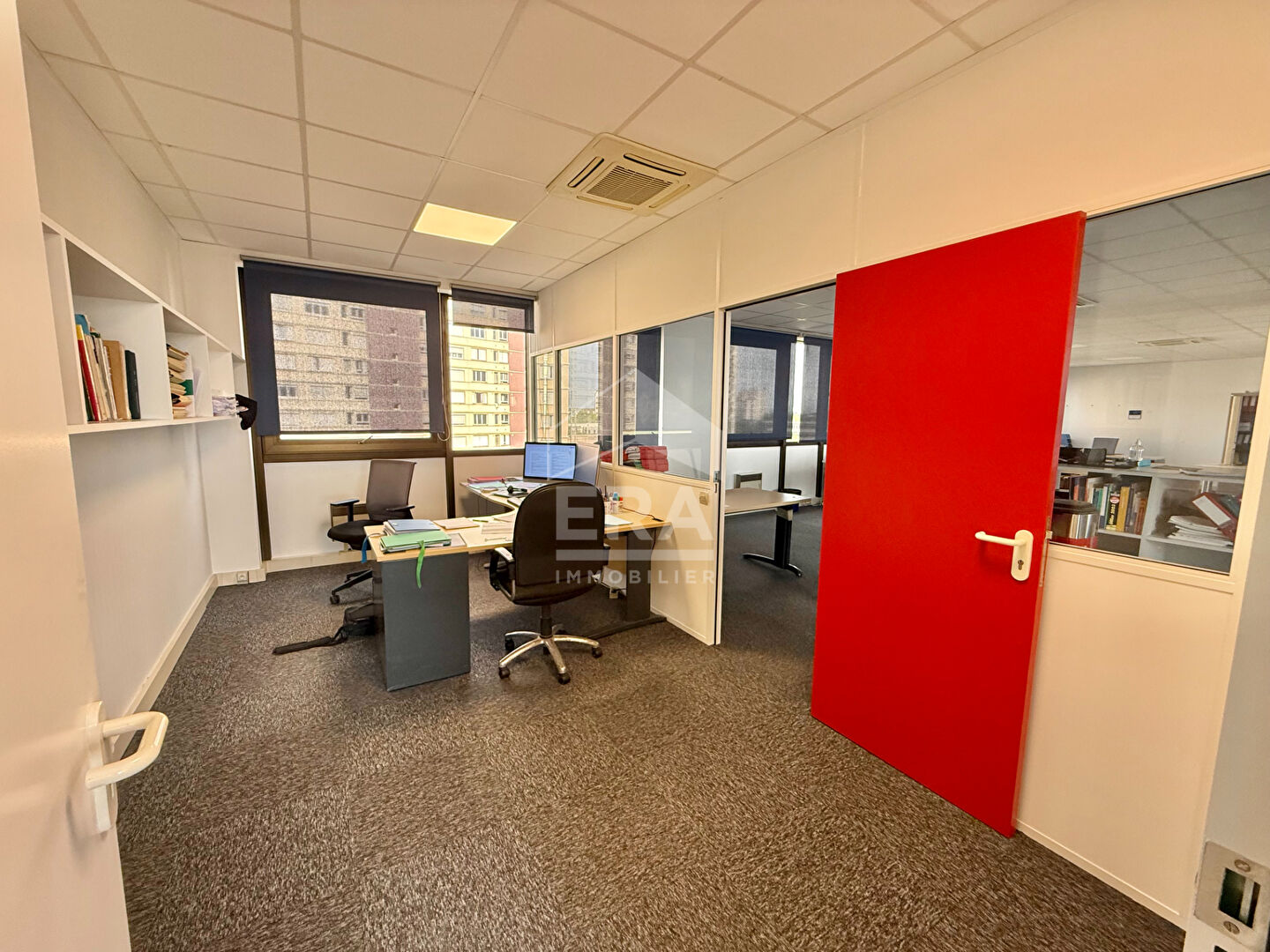 Photo Bureaux Orleans 350 m2 image 3/4