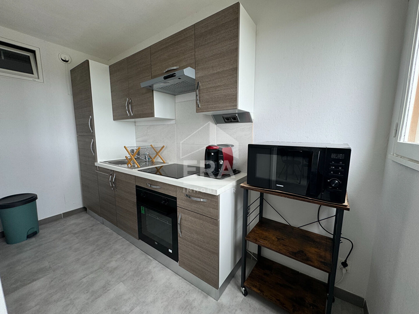 Photo LOCATION STUDIO MEUBLE 27M² SAINNT JEAN DE BRAYE image 3/6