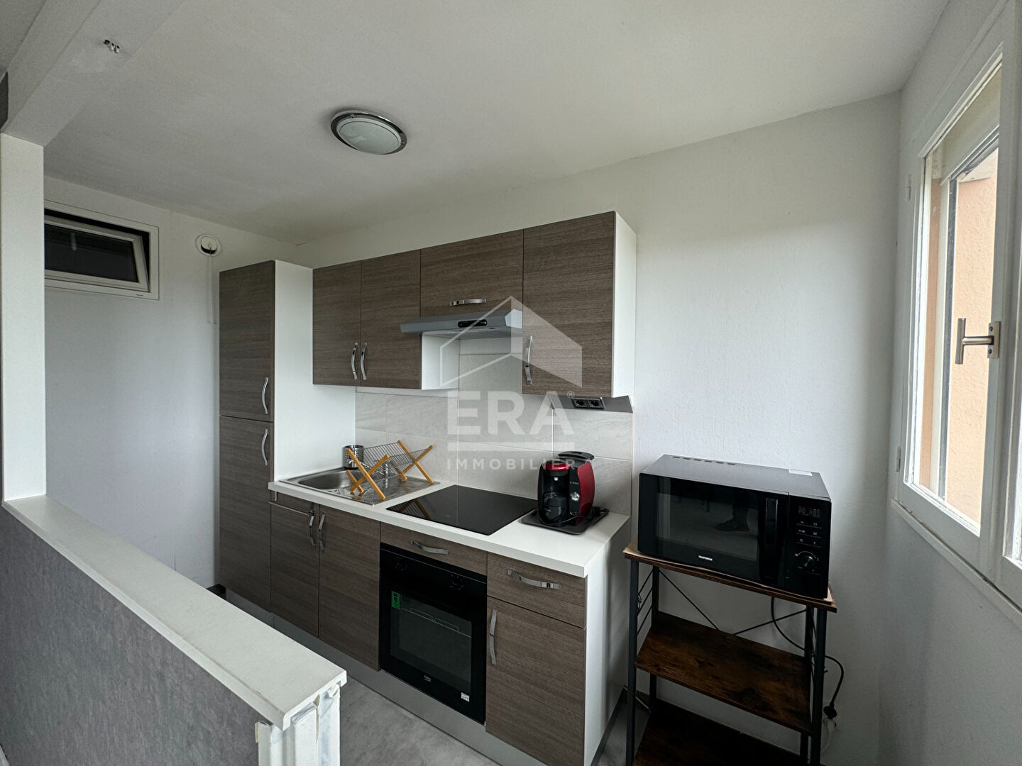 Photo LOCATION STUDIO MEUBLE 27M² SAINNT JEAN DE BRAYE image 4/6