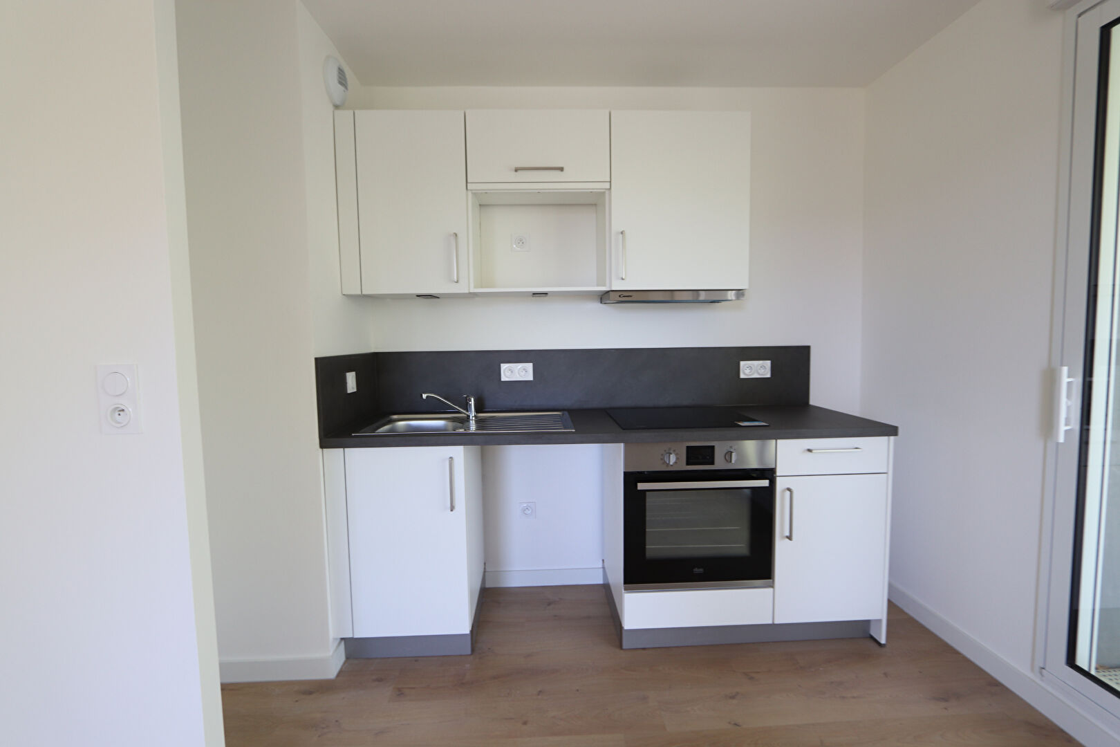 Photo T3 PROCHE COMMERCES ET TRANSPORTS image 4/6