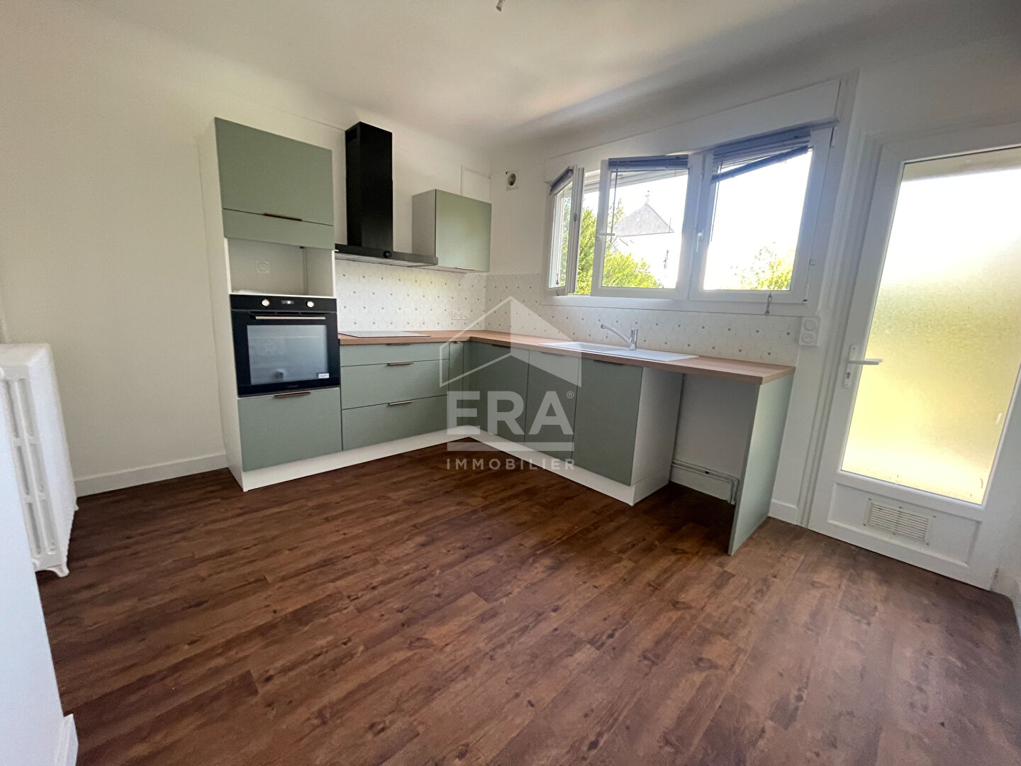 Photo À louer - Maison familiale de 90 m² avec jardin et garage - Quartier Dunois, Orléans image 1/6