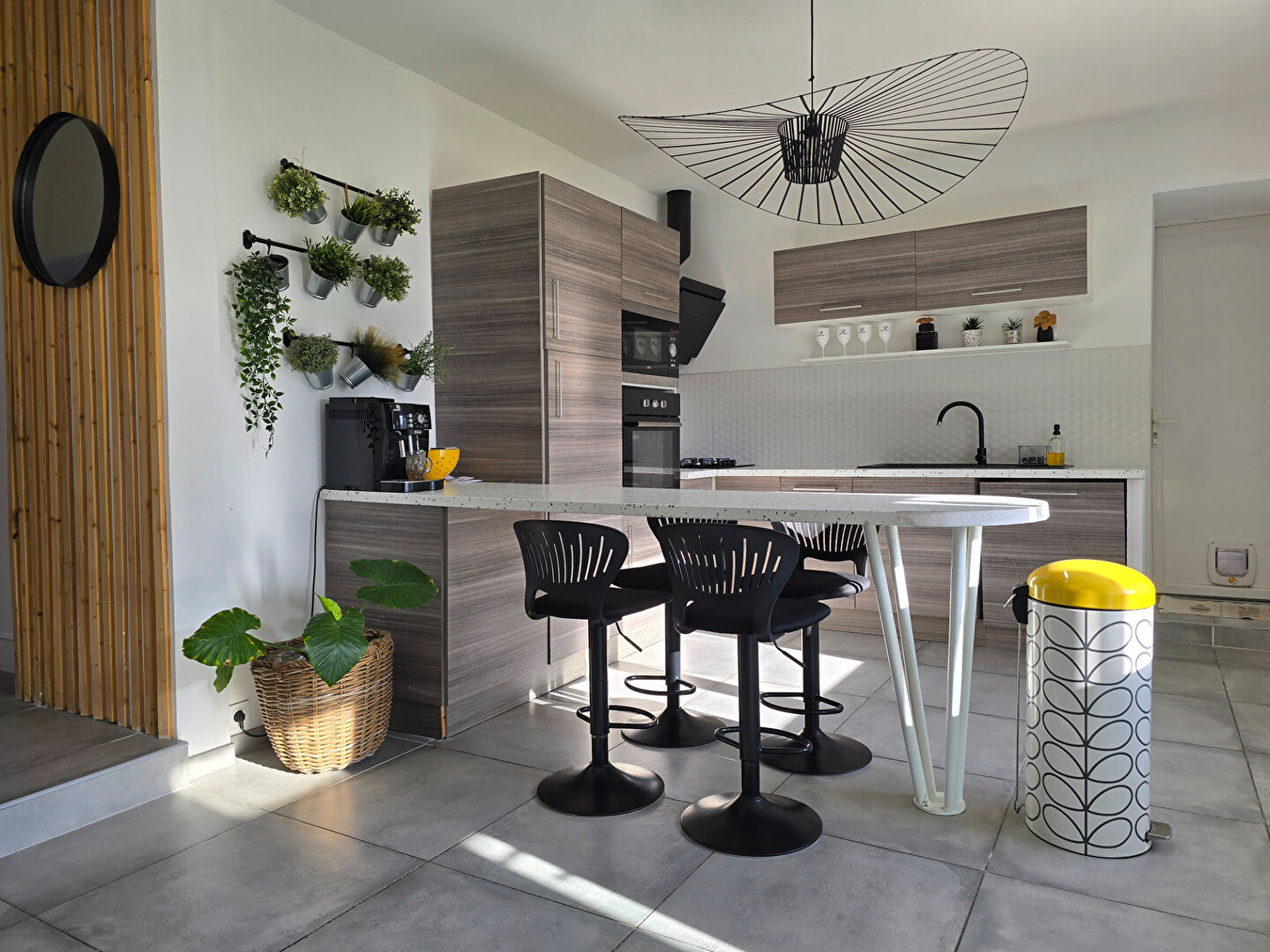 Photo Maison familiale rénovée 3 chambres + grange et garage image 4/6