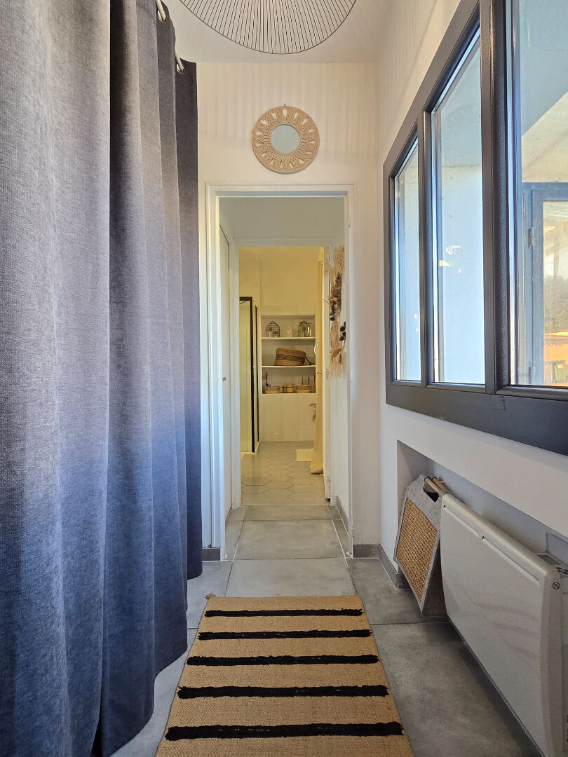 Photo Maison familiale rénovée 3 chambres + grange et garage image 5/6