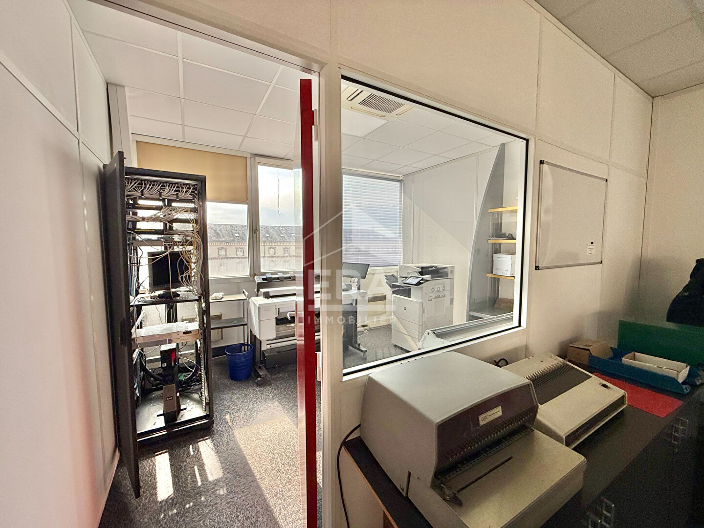 Photo Bureaux Orleans 350 m2 image 4/4