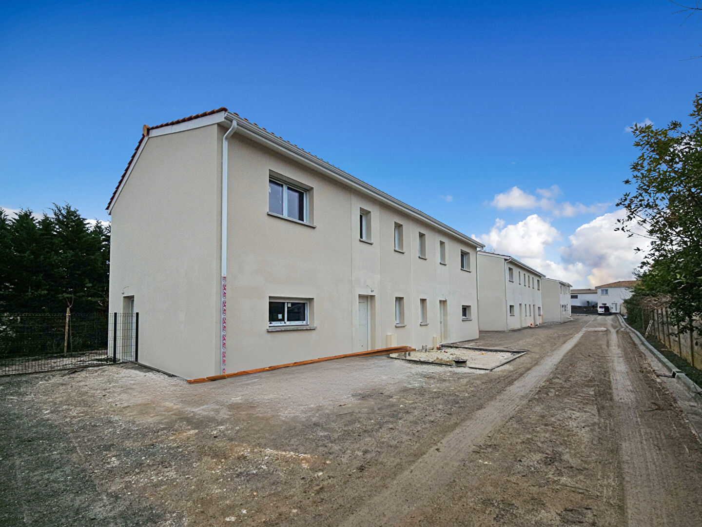 Maison Eysines 4 pièce(s) 100 m2 - 3 chambres, jardin, carport - BORDEAUX METROPOLE