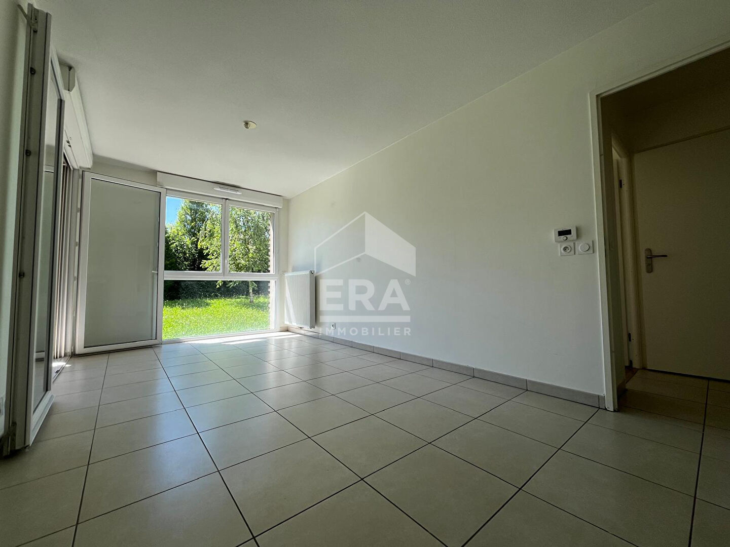 Photo Centre-ville à pieds, résidence récente, appartement lumineux image 3/6