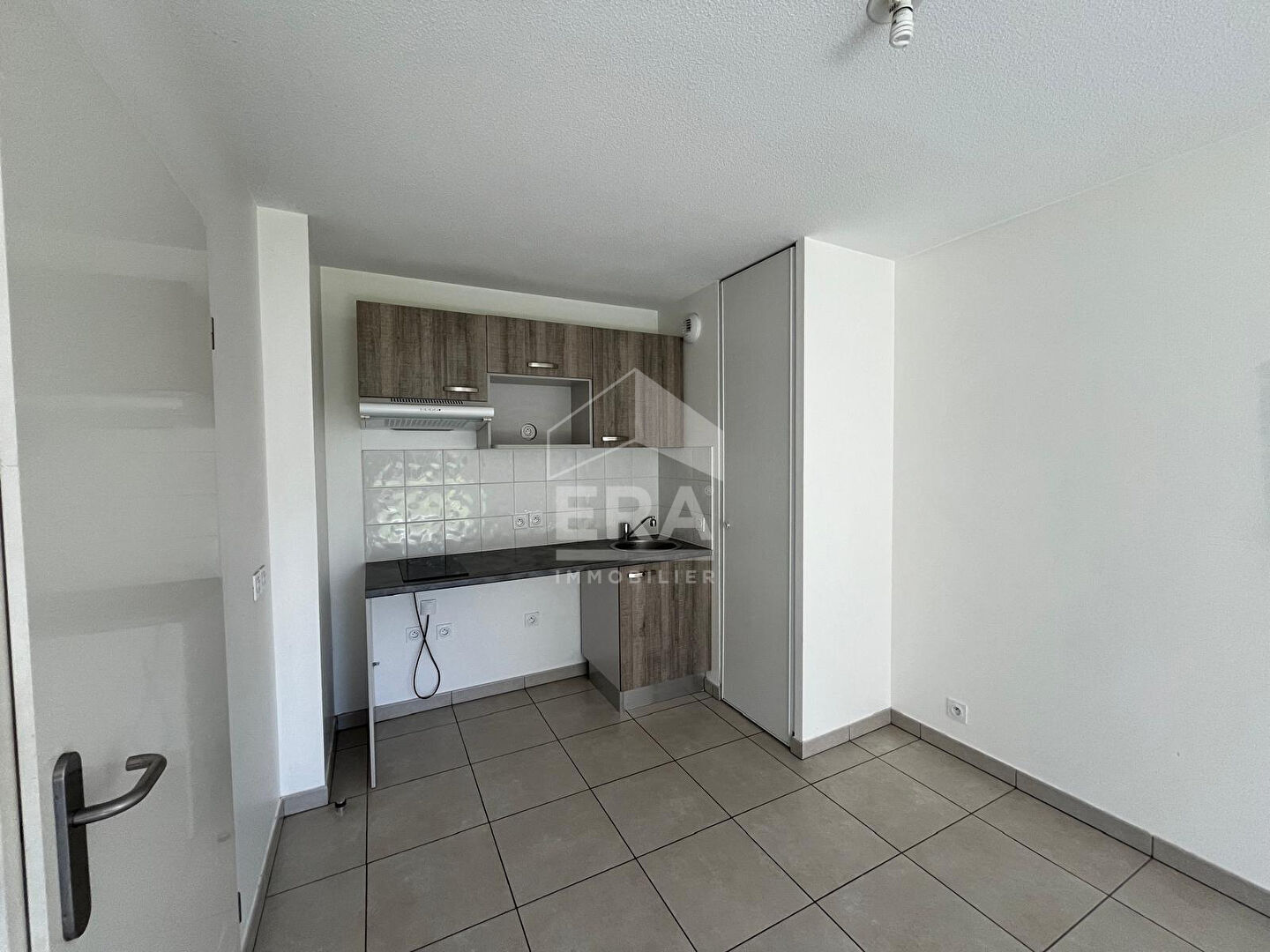 Photo Centre-ville à pieds, résidence récente, appartement lumineux image 4/6