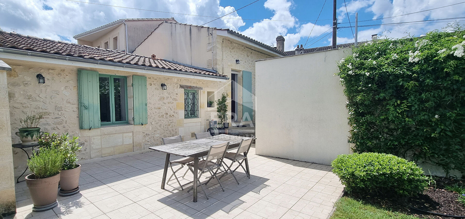 Photo EYSINES 33320 (BOURG) - Maison en pierre 170 m2 sur 600 m² de jardin avec piscine image 3/6