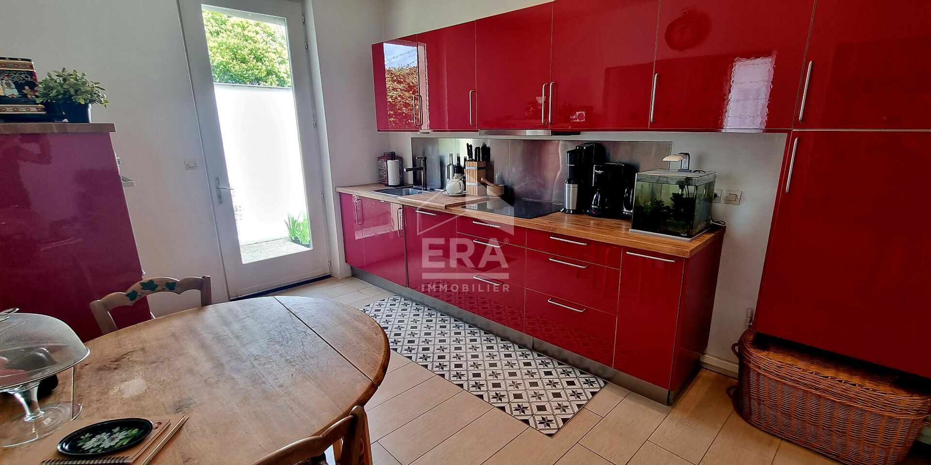 Photo EYSINES 33320 (BOURG) - Maison en pierre 170 m2 sur 600 m² de jardin avec piscine image 6/6