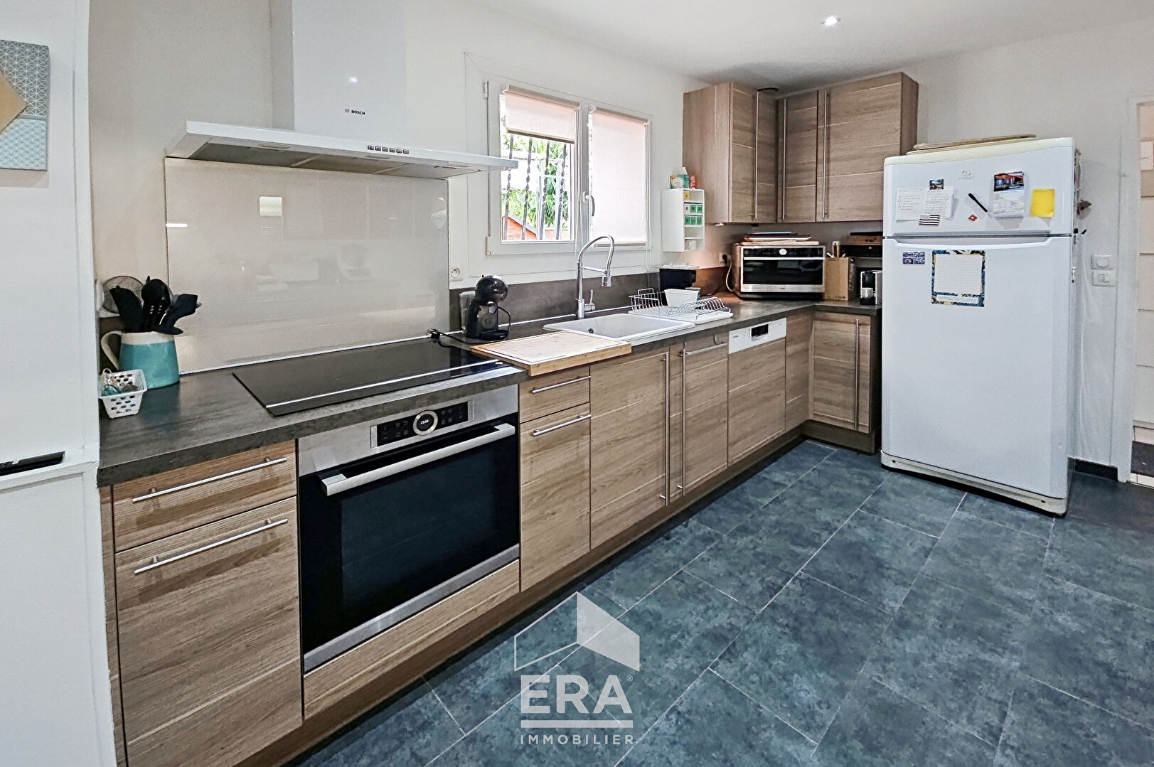 Photo ARTIGUES-PRES-BORDEAUX - Maison de plain-pied de 150 m² habitables sur 1000 m² de terrain image 6/6