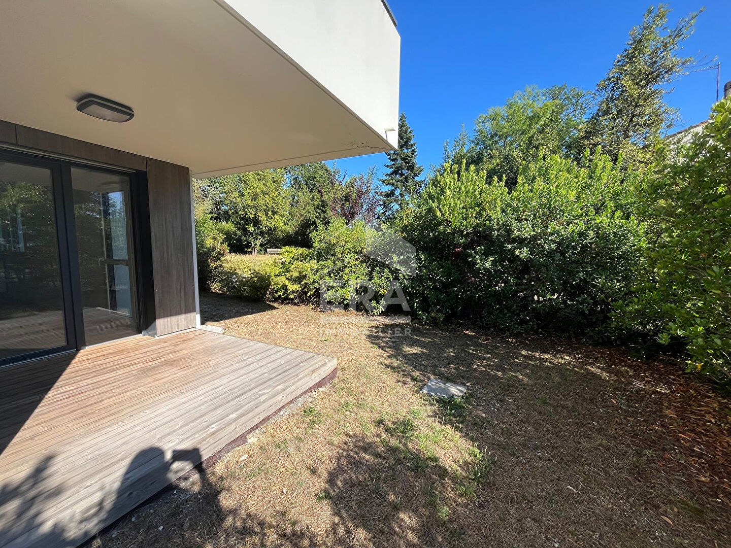 Photo Tram, Alouette à prox, appartement en rez de jardin image 2/6