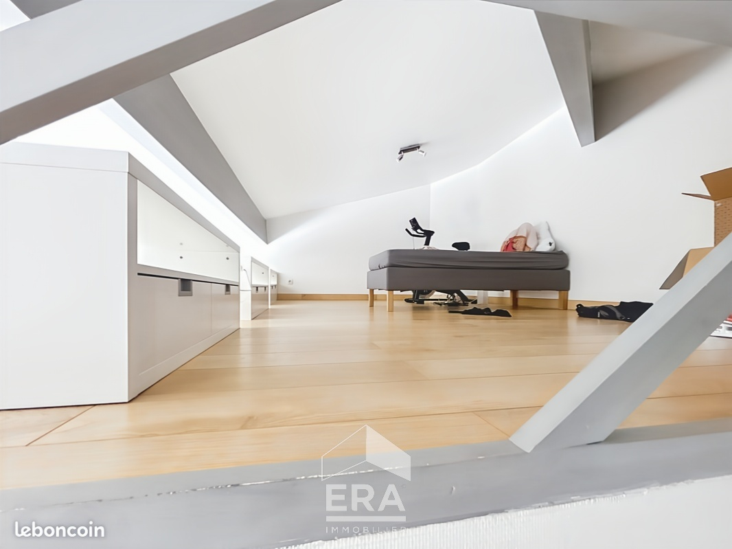 Grand appartement T2 de 65 m² - Eysines