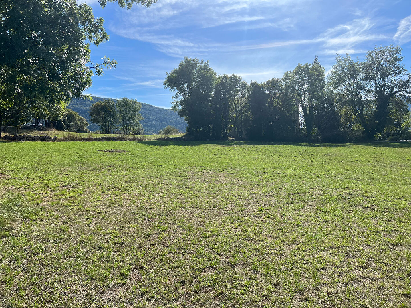 Photo Terrain Entrepierres 1500 m2 image 5/6