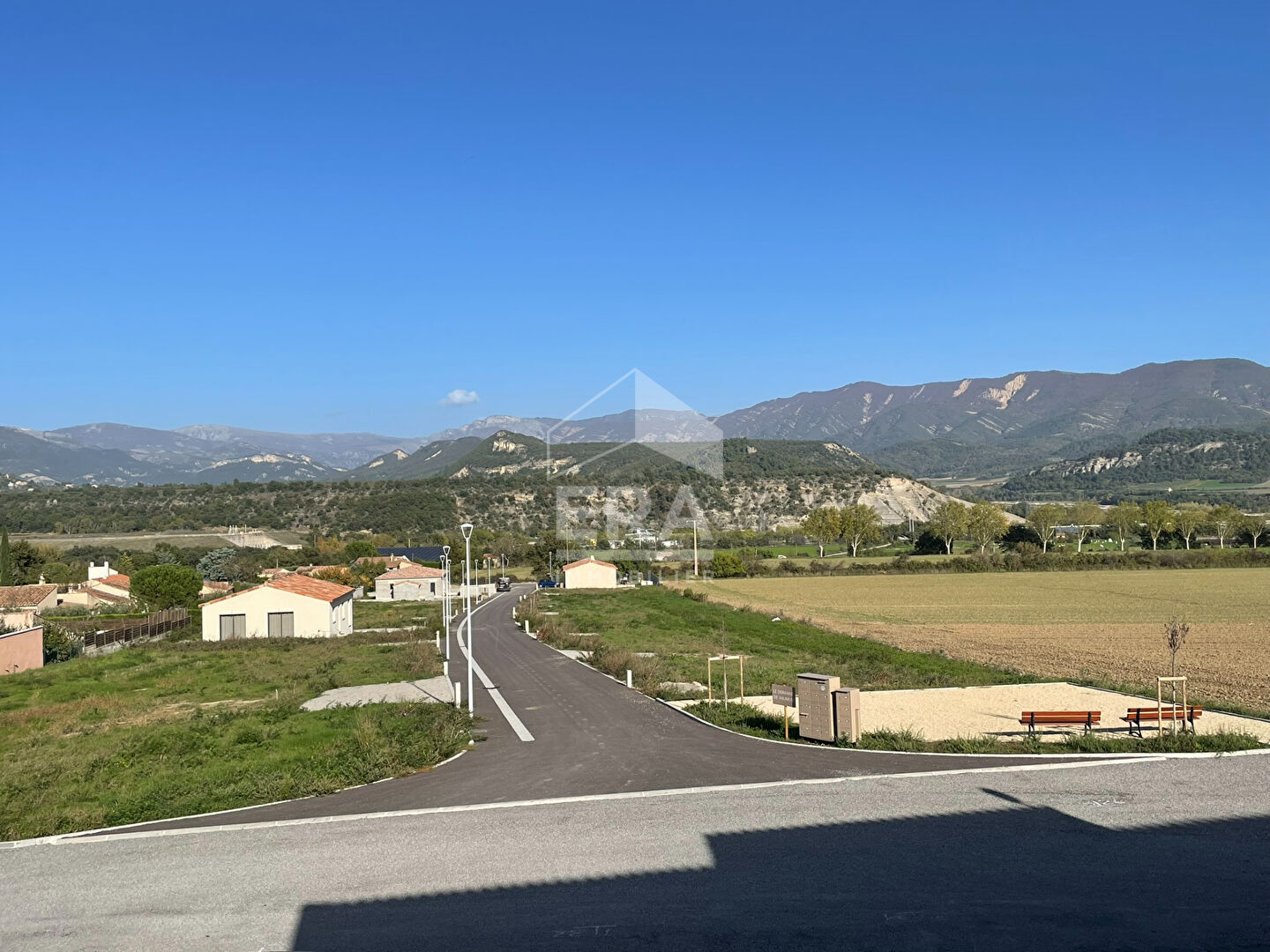 Photo EXCLUSIVITE ERA- Terrain à vendre Aubignosc 480 m2 image 2/5