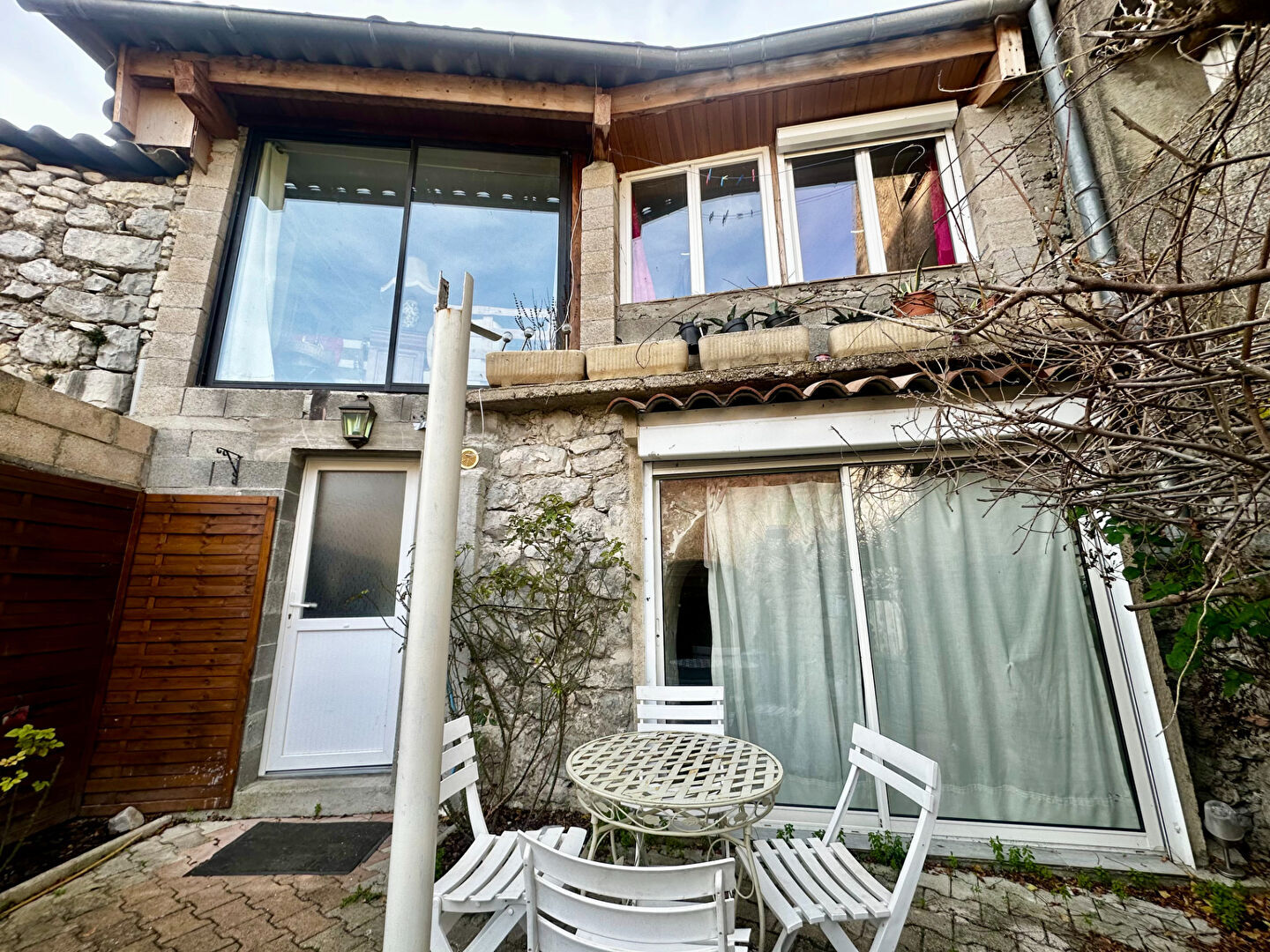 Photo Maison Valbelle 3 pièce(s) 110 m2 image 2/6