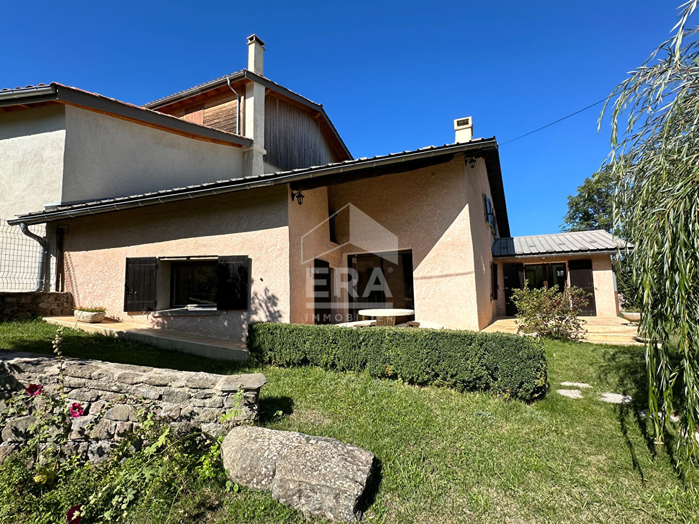 Maison Bayons  5 pièce(s) 130 m2 , terrain de 560m²