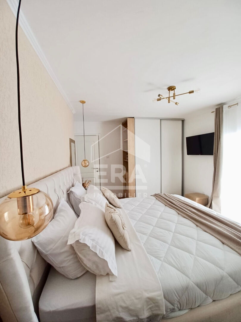 Photo Maison en pierre rénovée avec piscine et studio indépendant aux Omergues, Alpes de haute Provence image 4/6