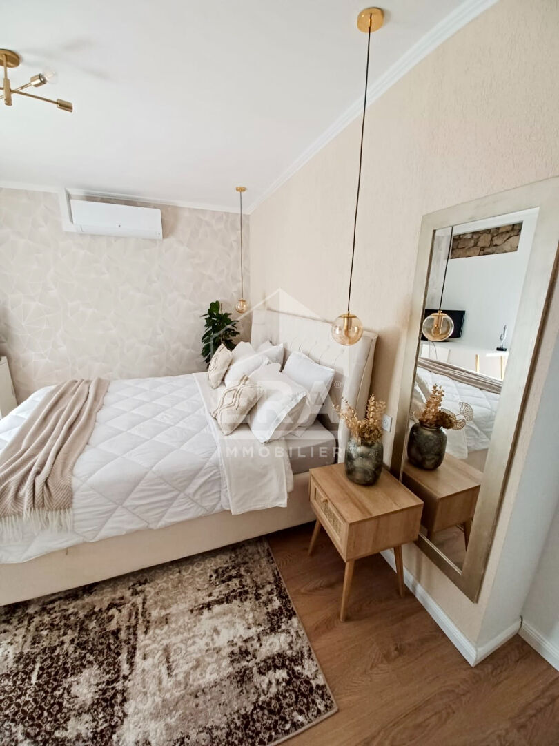 Photo Maison en pierre rénovée avec piscine et studio indépendant aux Omergues, Alpes de haute Provence image 5/6