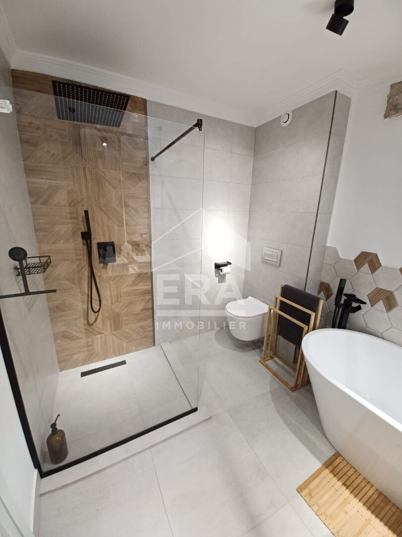 Photo Maison en pierre rénovée avec piscine et studio indépendant aux Omergues, Alpes de haute Provence image 6/6