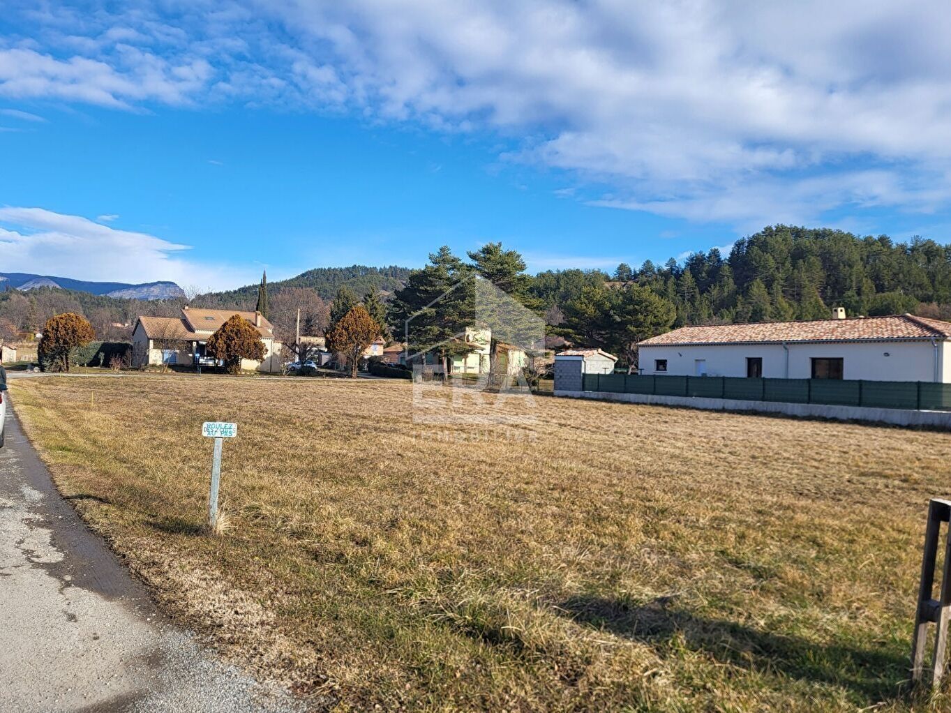 Terrain à bâtir 958 m² Laragne Monteglin Environnement Calme et Vue Dégagée