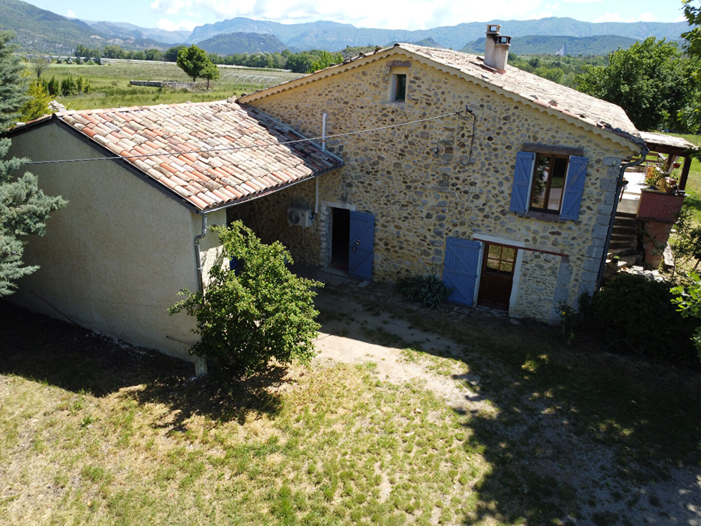 Photo Maison EN PIERRE secteur SISTERON de 266 m2 Bâtisse en pierres avec vue panoramique  Alpes de hautes provence image 4/6