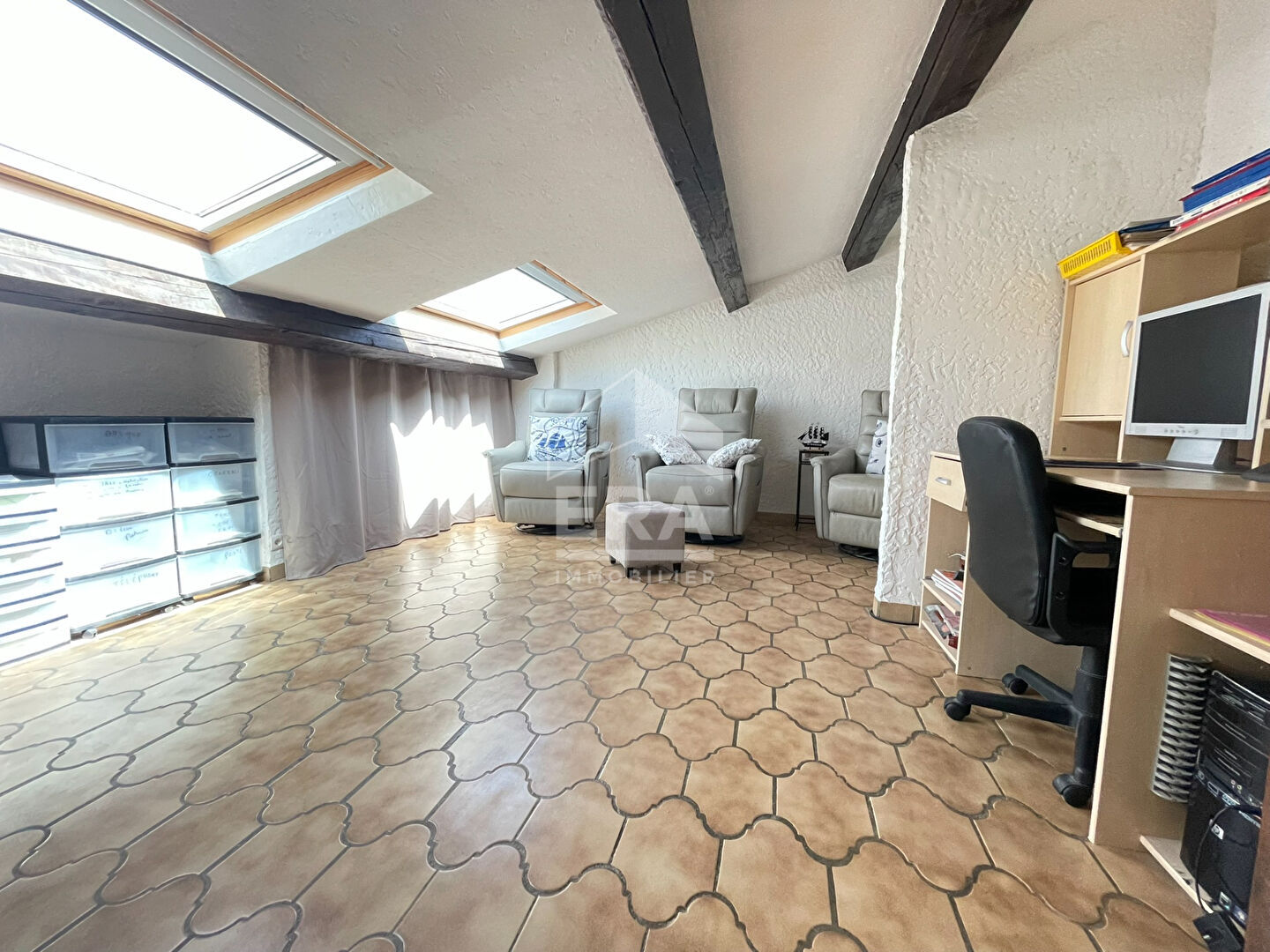 Photo Maison  avec piscine à la vue imprenable accès proche de l'A51 Entre Manosque et Digne les Bains image 6/6