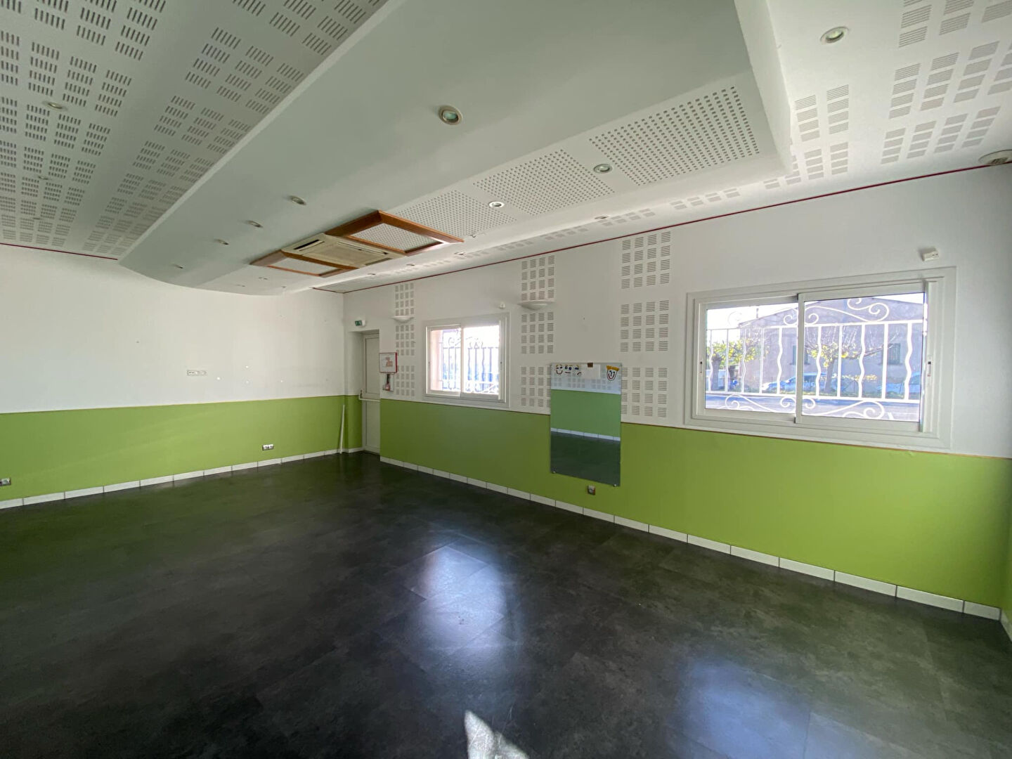 Photo Bureaux ChÂteau-arnoux-saint-auban 470 m2 image 3/6