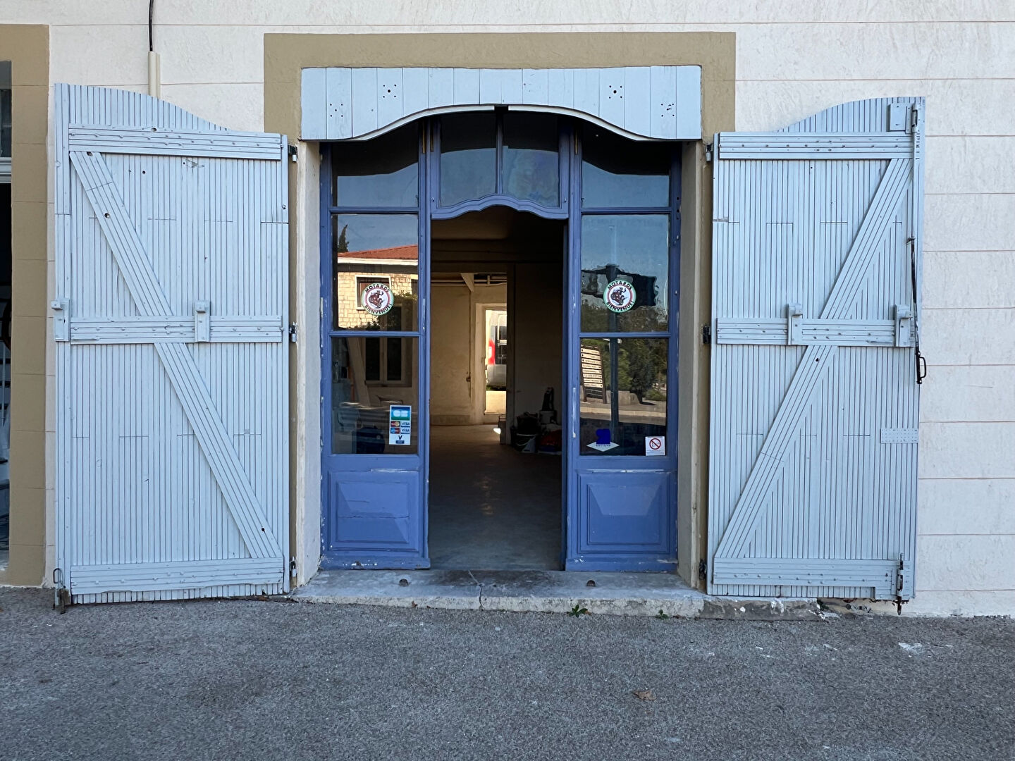 LOCAL COMMERCIAL 73.8 m² a vendre Volonne alpes de hautes provence