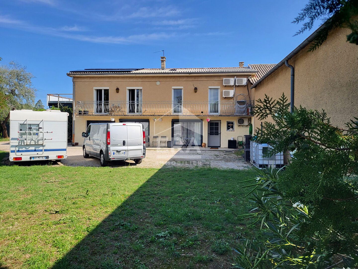 Photo Maison Château Arnoux + Dépendances et garage en Zone artisanale, Château Arnoux 5 pièce(s) 92 m2 image 2/6
