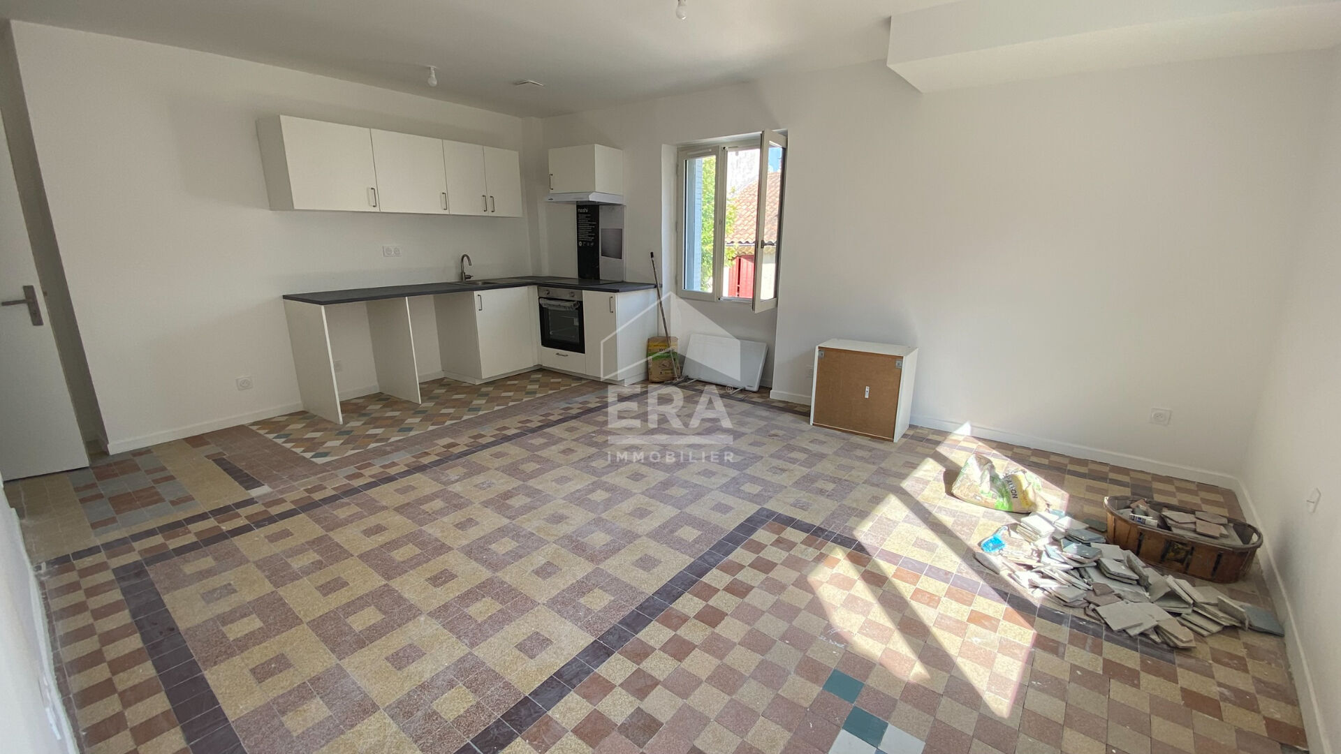 Photo À louer ? Appartement T2 lumineux de 39.80m² au coeur de Volonne (04290) image 3/5