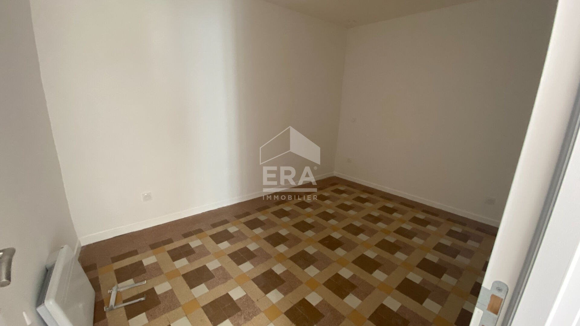 Photo À louer ? Appartement T2 lumineux de 39.80m² au coeur de Volonne (04290) image 4/5