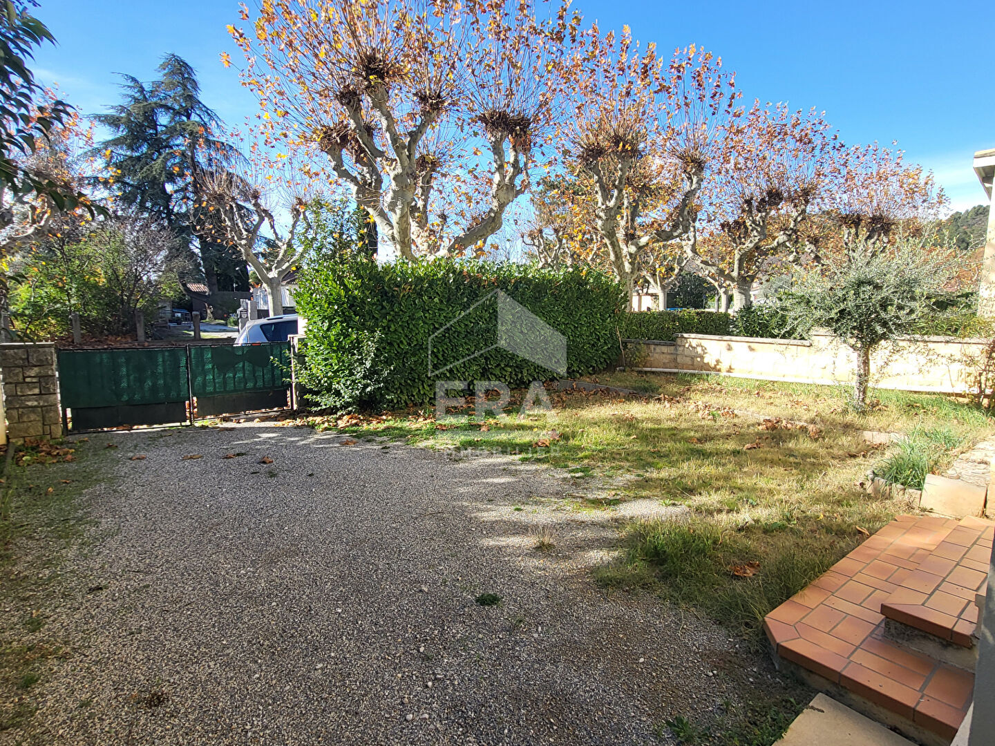 Photo Maison 3 chambres jardin et garage sur Château Arnoux Saint Auban image 2/6