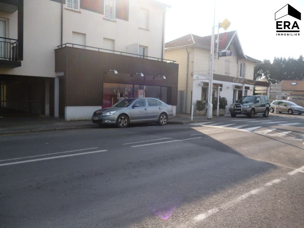 Photo Local commercial sur axe principal Gujan Mestras image 5/6