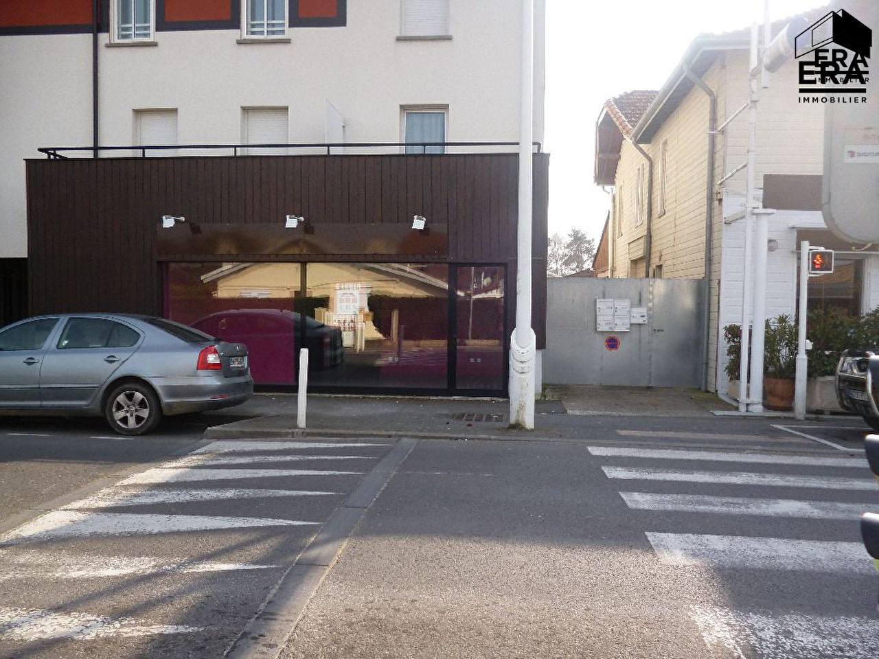 Photo Local commercial sur axe principal Gujan Mestras image 1/4