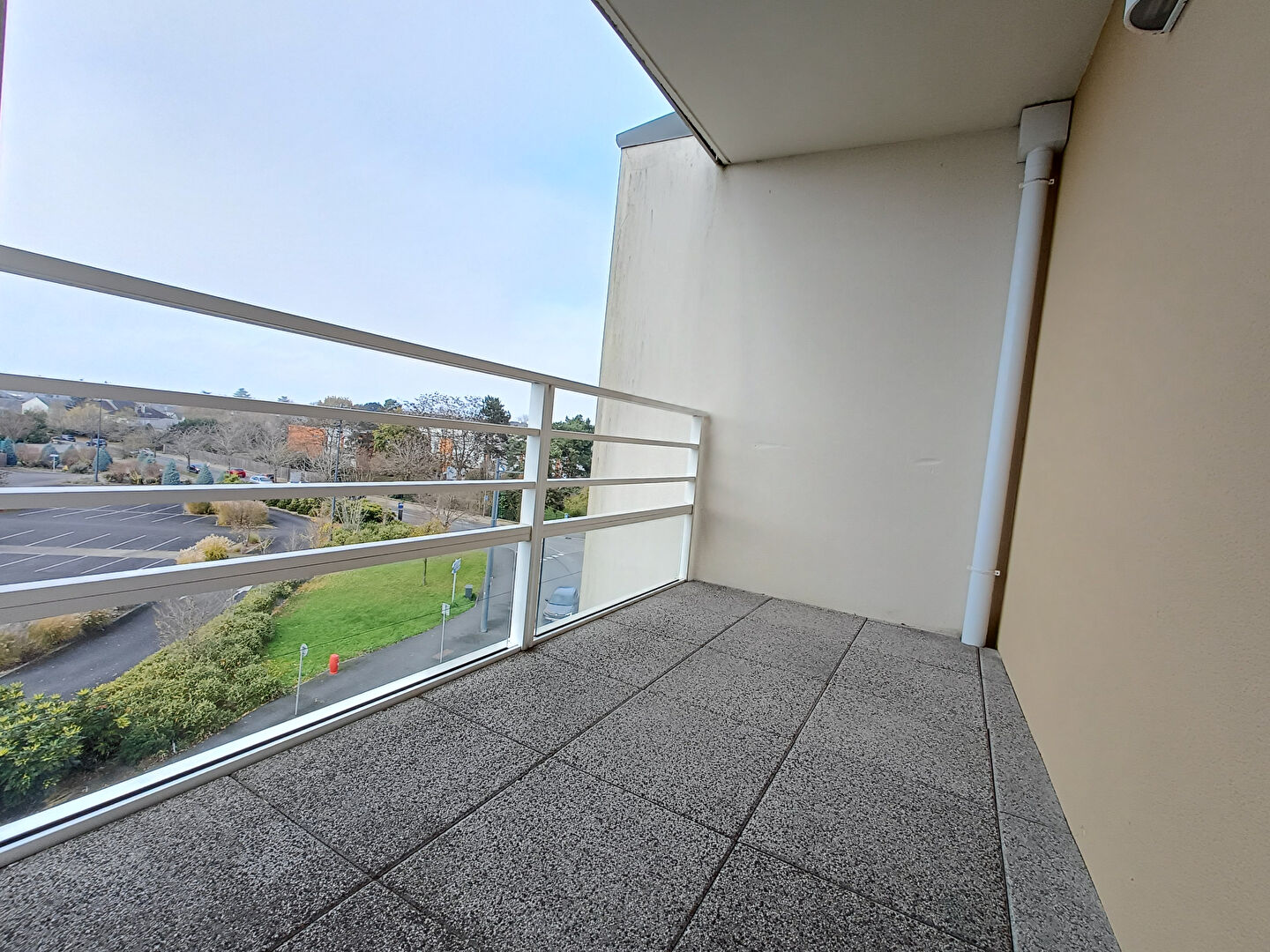 T2 avec terrasse -Résidence récente