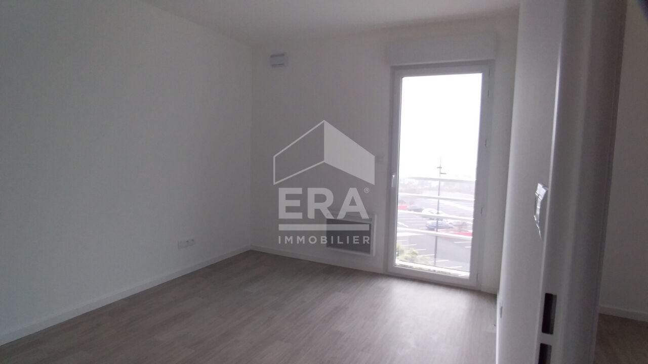 Photo T2 avec terrasse -Résidence récente image 4/6